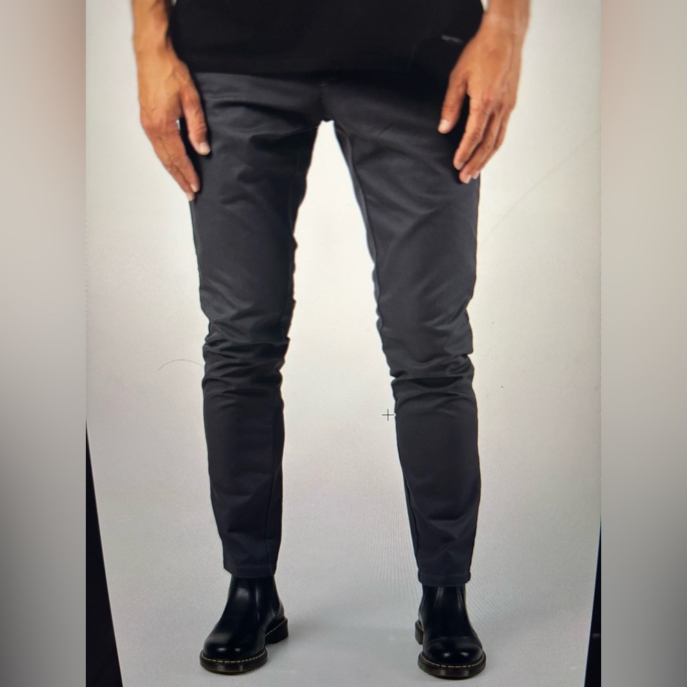 Carhartt Wip Men's Dark Gray Chinos